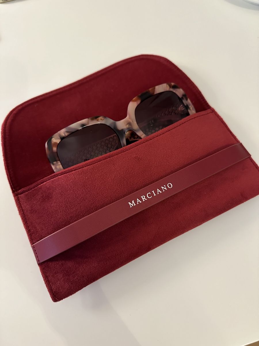 Guess Occhiali & Lenti: Sonnenbrille von Marciano by Guess – Nuovo (secondo la descrizione) da Küsnacht ZH venduto da adr_669g 1
