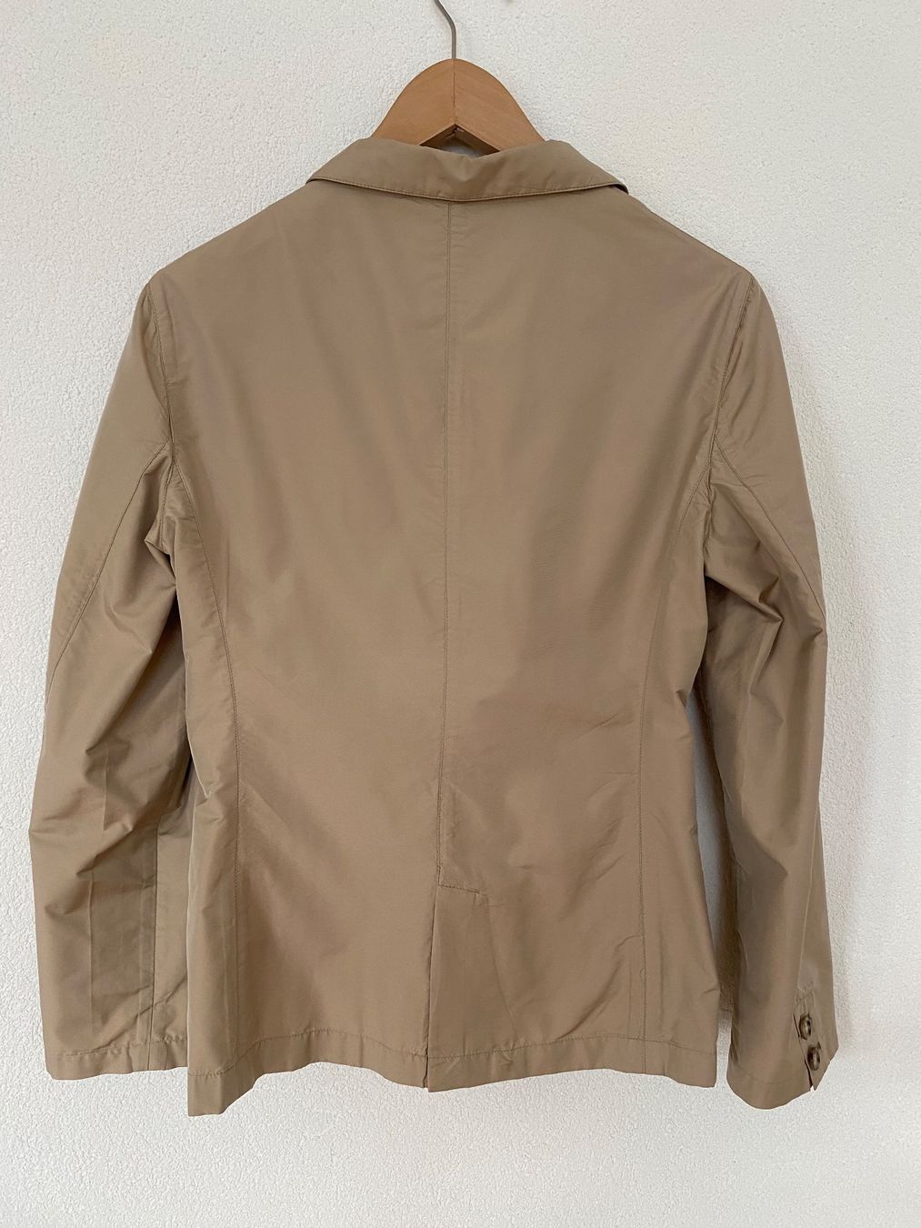 Prada Vestes: PRADA JACKE TOP ZUSTAND – D'occasion à Zürich par Fashionparade 2