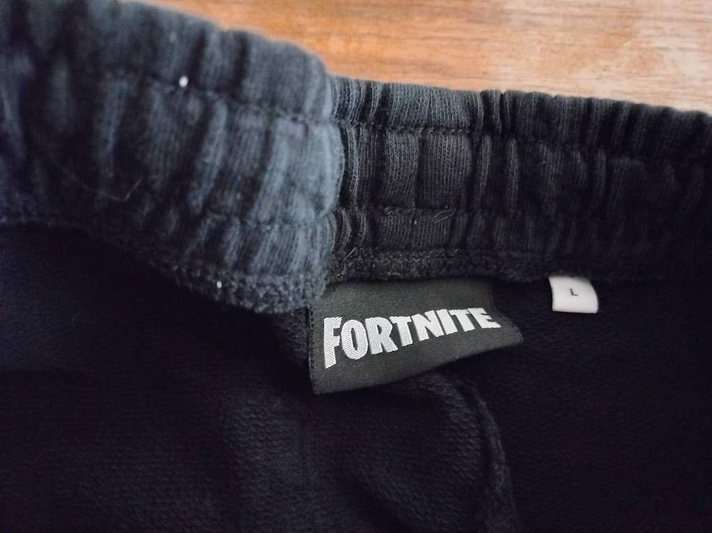 Pantaloni: 2 Sweatshort Gr. 164 / L – Usato da Oberburg venduto da Stef31285 1