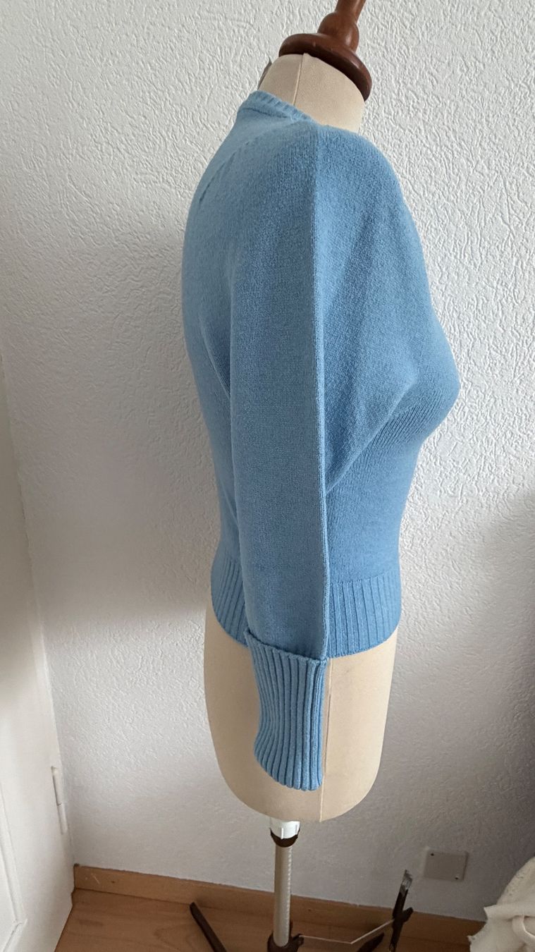 Maglioni & Felpe: Baby Blue Pullover neu – Nuovo (secondo la descrizione) da Liestal venduto da Goldart 9
