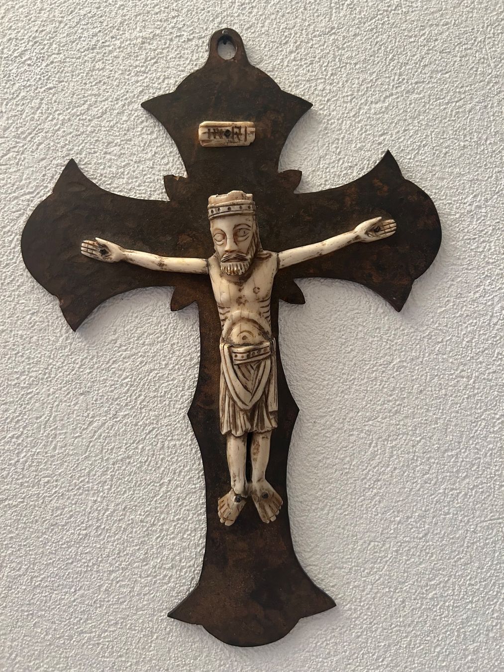 Statuette: Altes Kruzifix – Usato da Arlesheim venduto da Brienz30