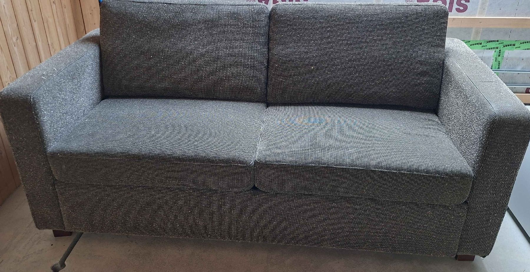 Ikea Divani: Schlafsofa Bettsofa dunkelgrau Zweisitzer – Usato da Willisau venduto da mwi-dev
