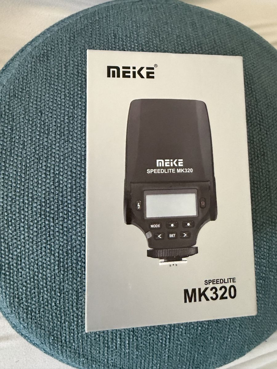 Flash: FLASH MEIKE SPEEDLITE MK320 für CANON EOS – Nuovo (secondo la descrizione) da Küsnacht ZH venduto da sabinamari