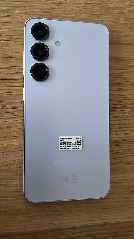 Telefoni cellulari / Smartphones: Samsung S25 256 GB – Usato da Bremgarten AG venduto da Manuela-S. 2
