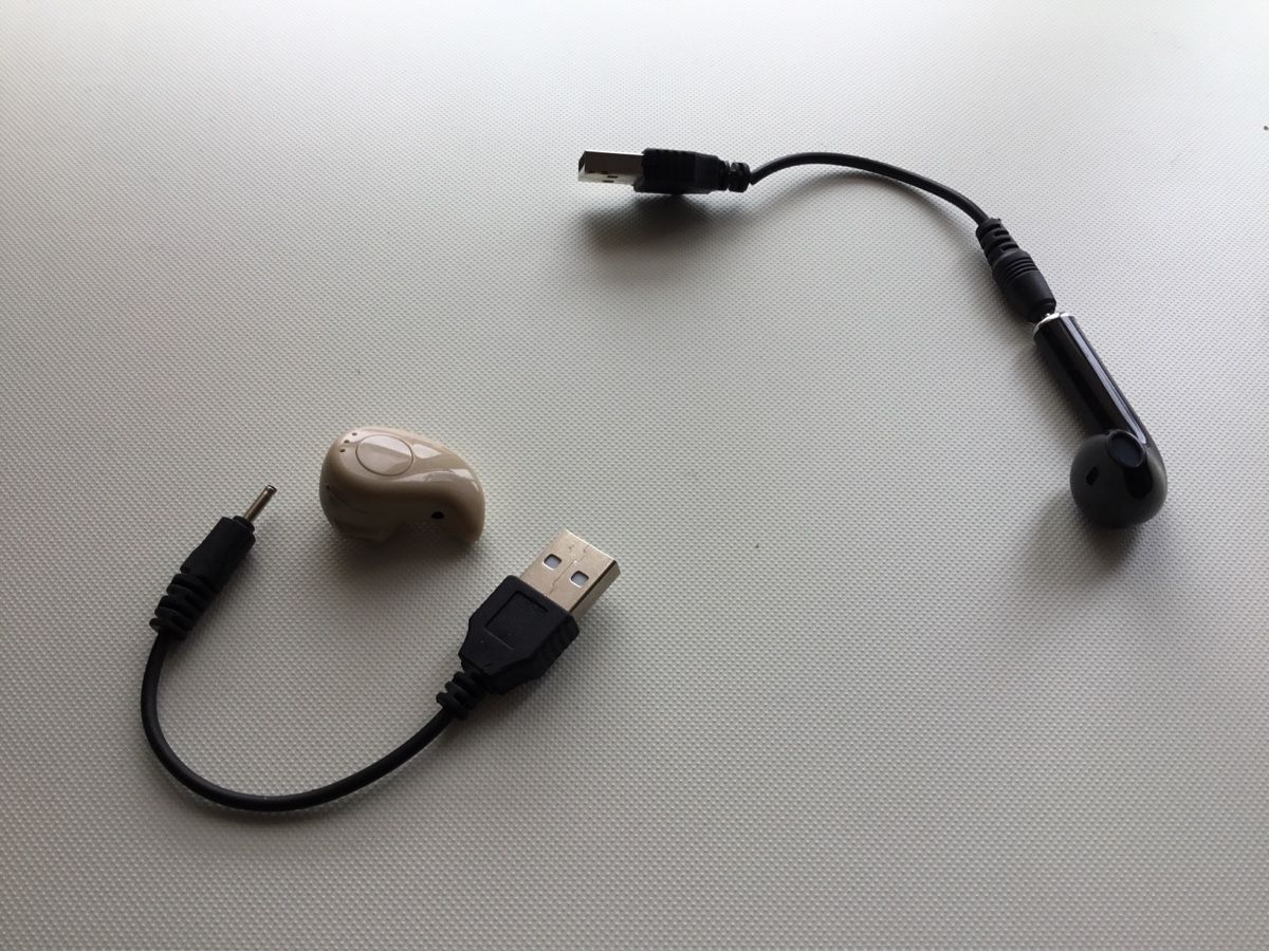 Kopfhörer: in ear headphone einzeln no name – Gebraucht aus Affoltern am Albis von Partyfruit
