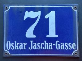 Wiener Email Schild "Oskar Jascha-Gasse 71"
