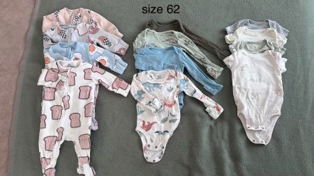 Baby cloth bundles sizes 50-62, worth 200 chf
