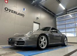 PORSCHE 911 Carrera 4