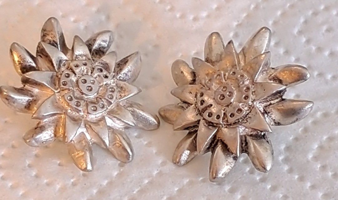 Boucles d'oreille: Boucle d oreille edelweiss 925 – D'occasion à Biel/Bienne par raf_2yqq