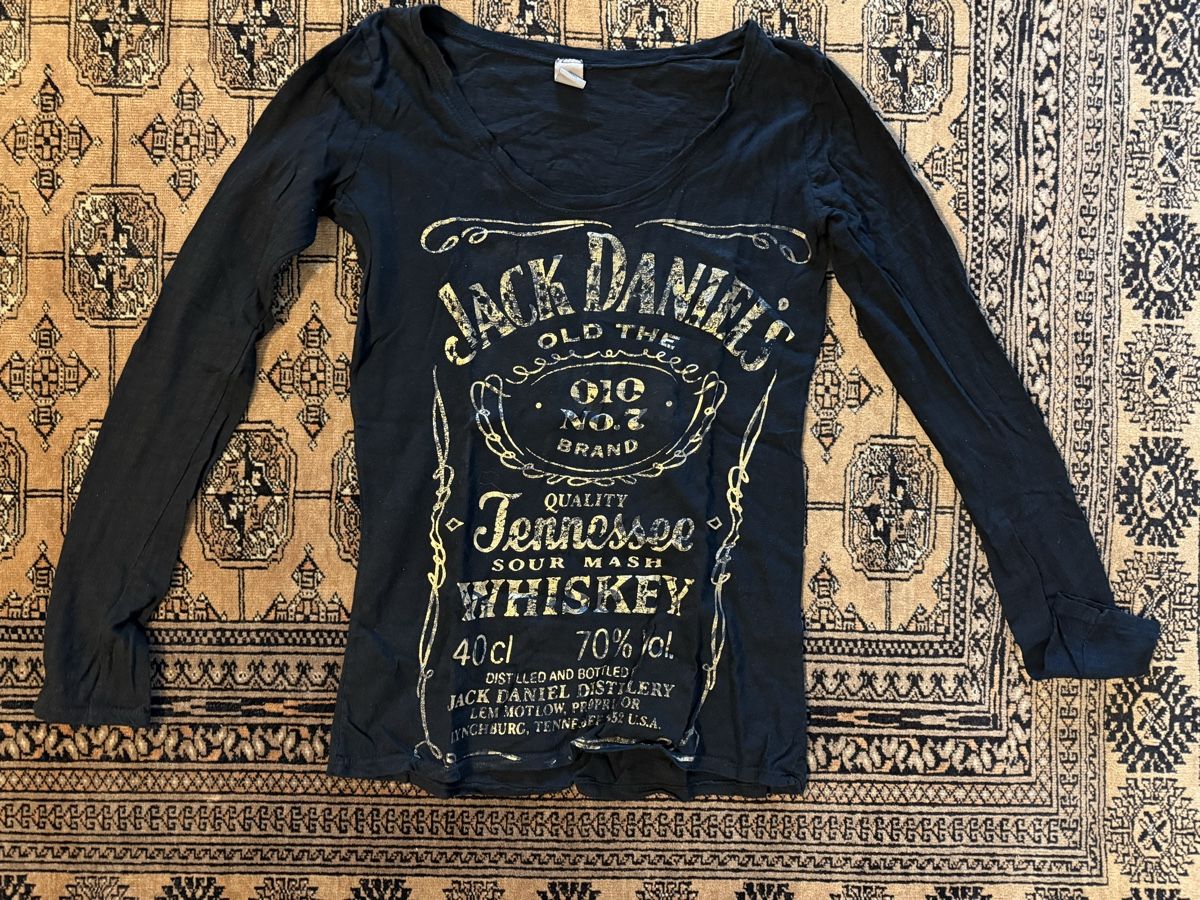 T-shirt: Jack Daniel's Shirt, Grösse S, Langarm – Usato da Locarno venduto da Ery02