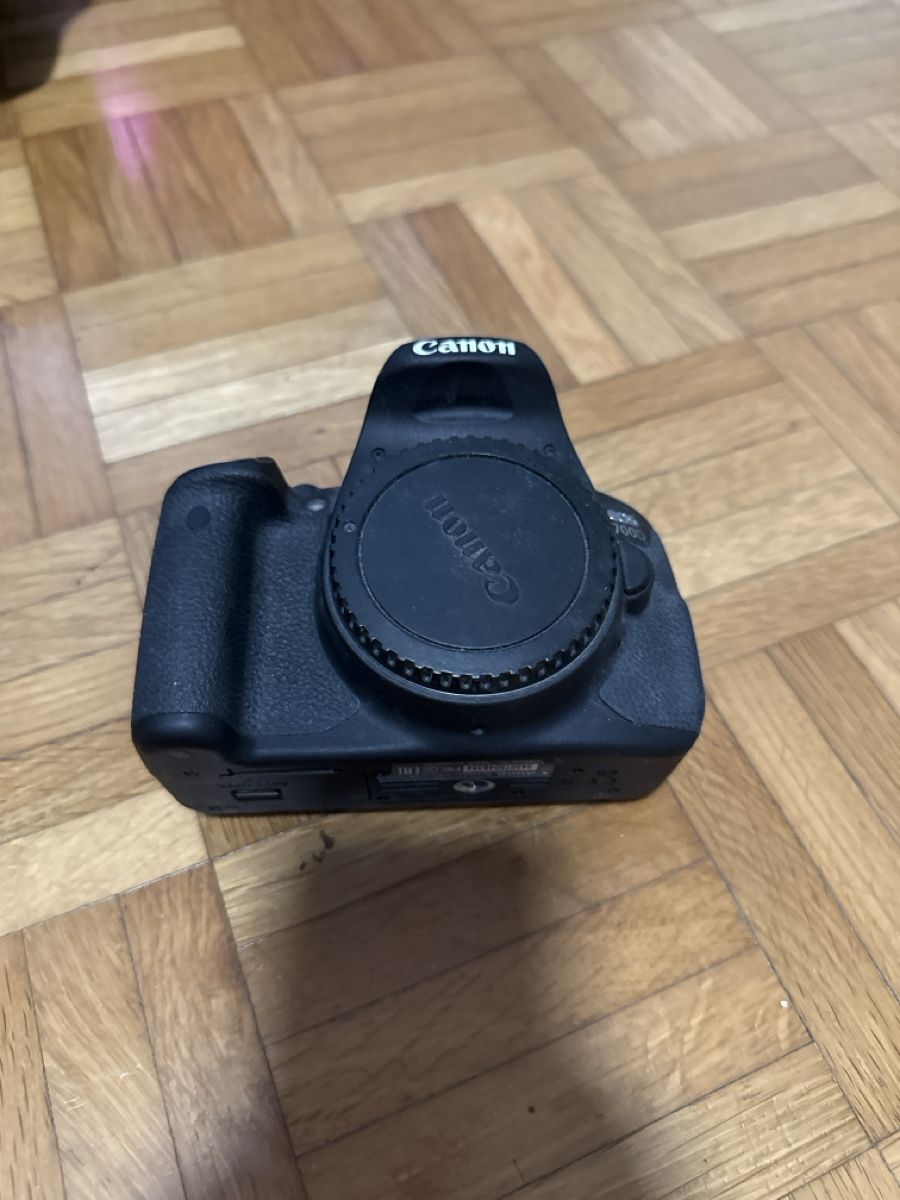 Canon Kamera: Canon eos700D – Gebraucht aus Hünenberg See von sirleo22