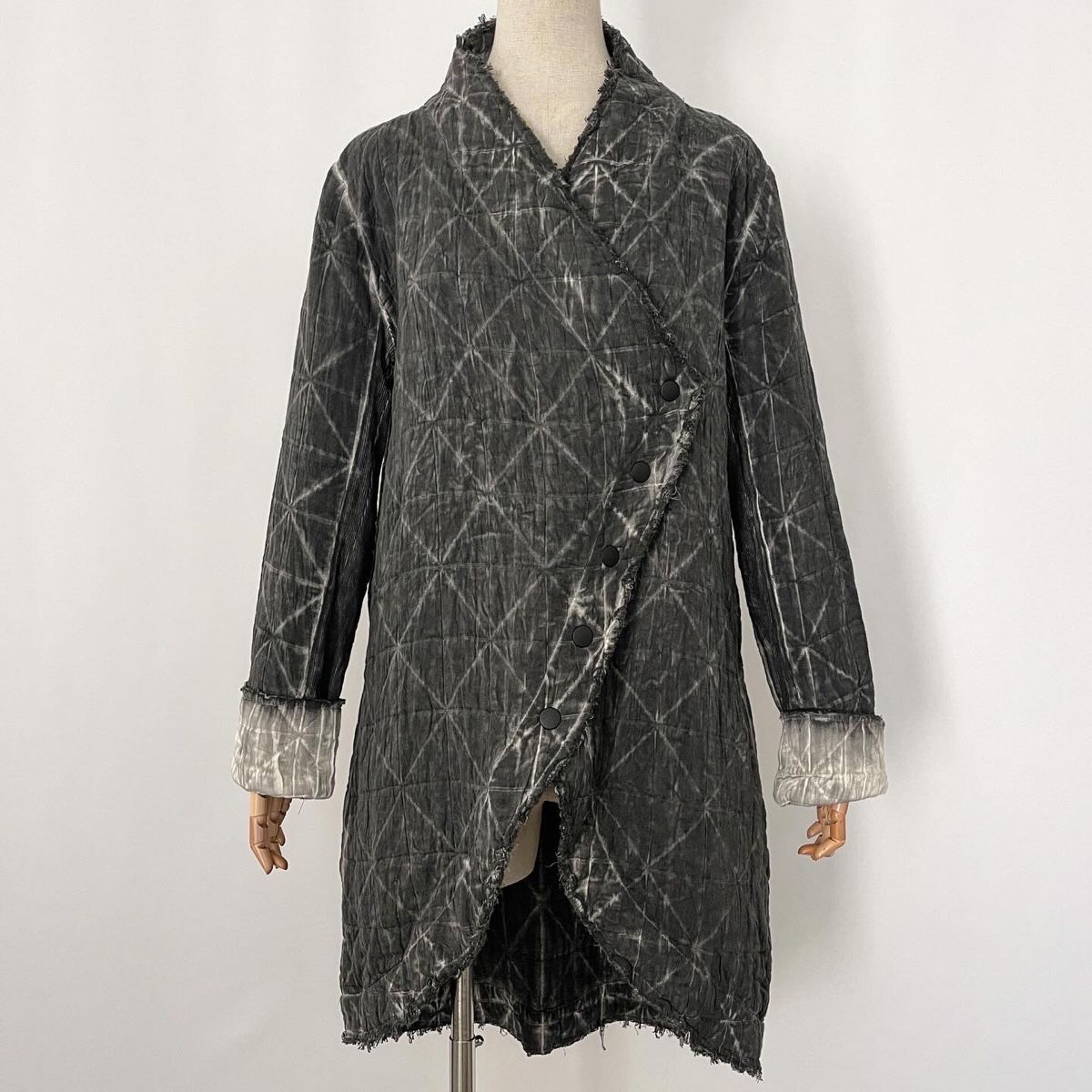 Cappotti: BLACK BY K&M Coat – Nuovo (secondo la descrizione) da Freienbach venduto da Avviivva_Shop