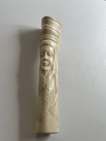 Schnitzerei Figur Knochen(I34)