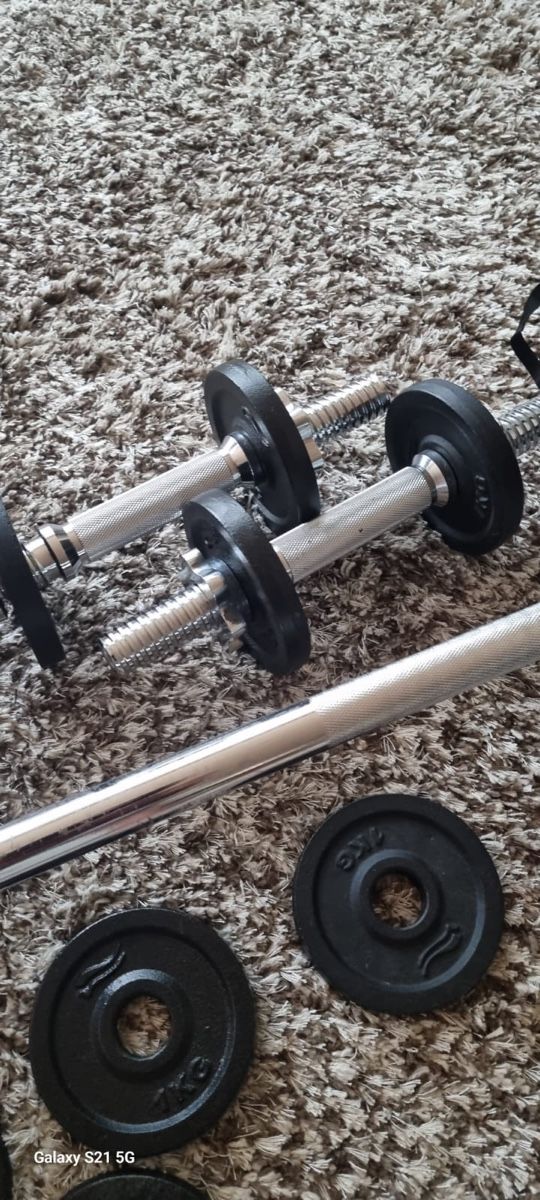Hometrainer: Hantel und Fittnesgeräte Set – Usato da Hittnau venduto da Beblue33 1