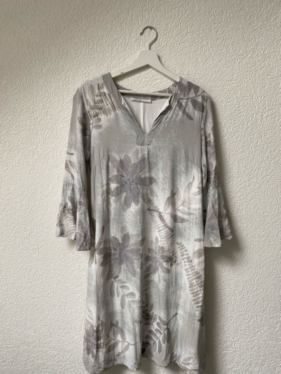 Nile Vestiti: Nile, Kleid mit Unterrock wunderschön! Gr S – Usato da Homberg b. Thun venduto da Homata
