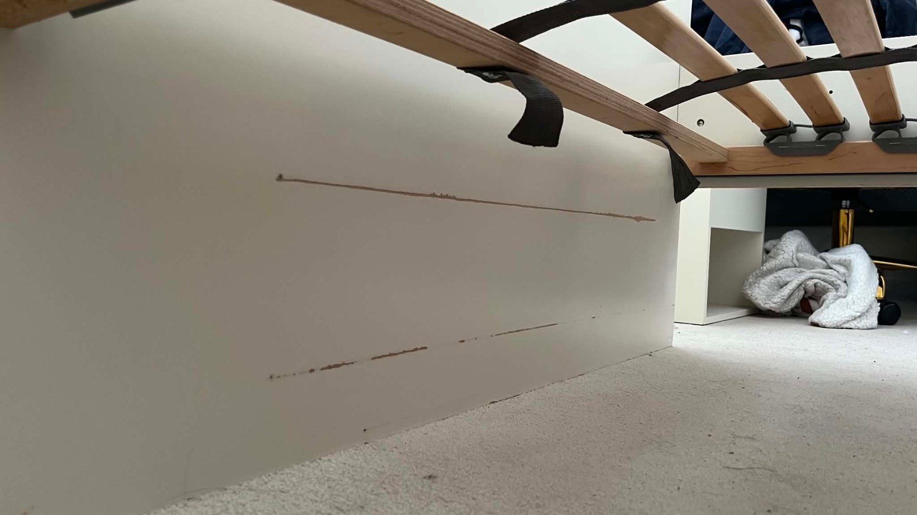 Ikea Letti: Ikea Bett mit Lattenrost und Matratze – Usato da Uster venduto da hsh9 6