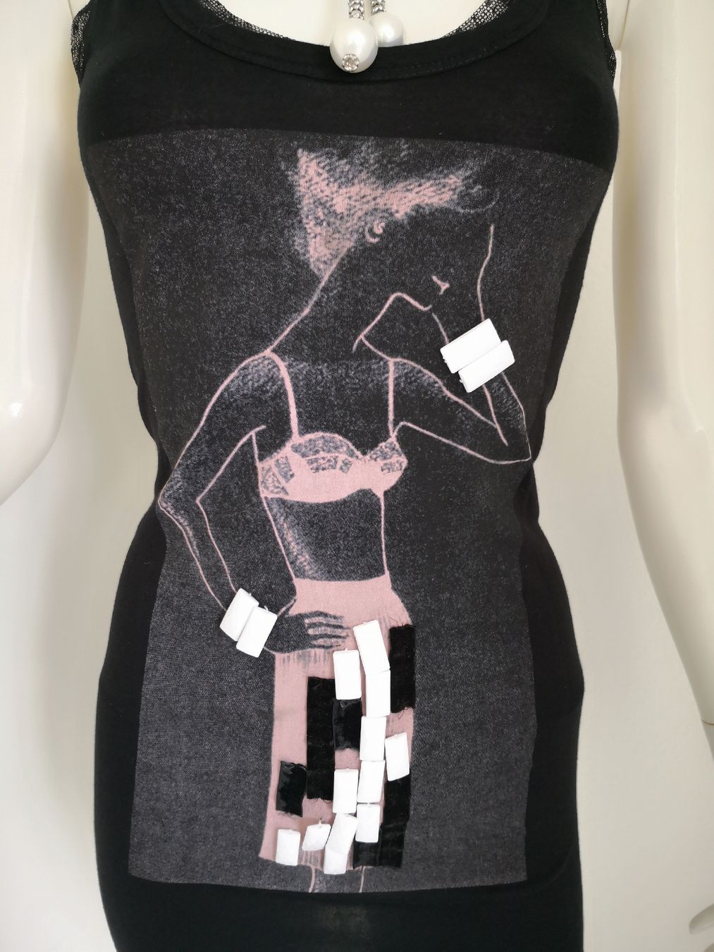 Mango Tops: 🤩MANGO TOP SCHWARZ MIT DRUCK & PERLEN – Neuf (Voir description) à Olten par Naja-Twins-Twins 9