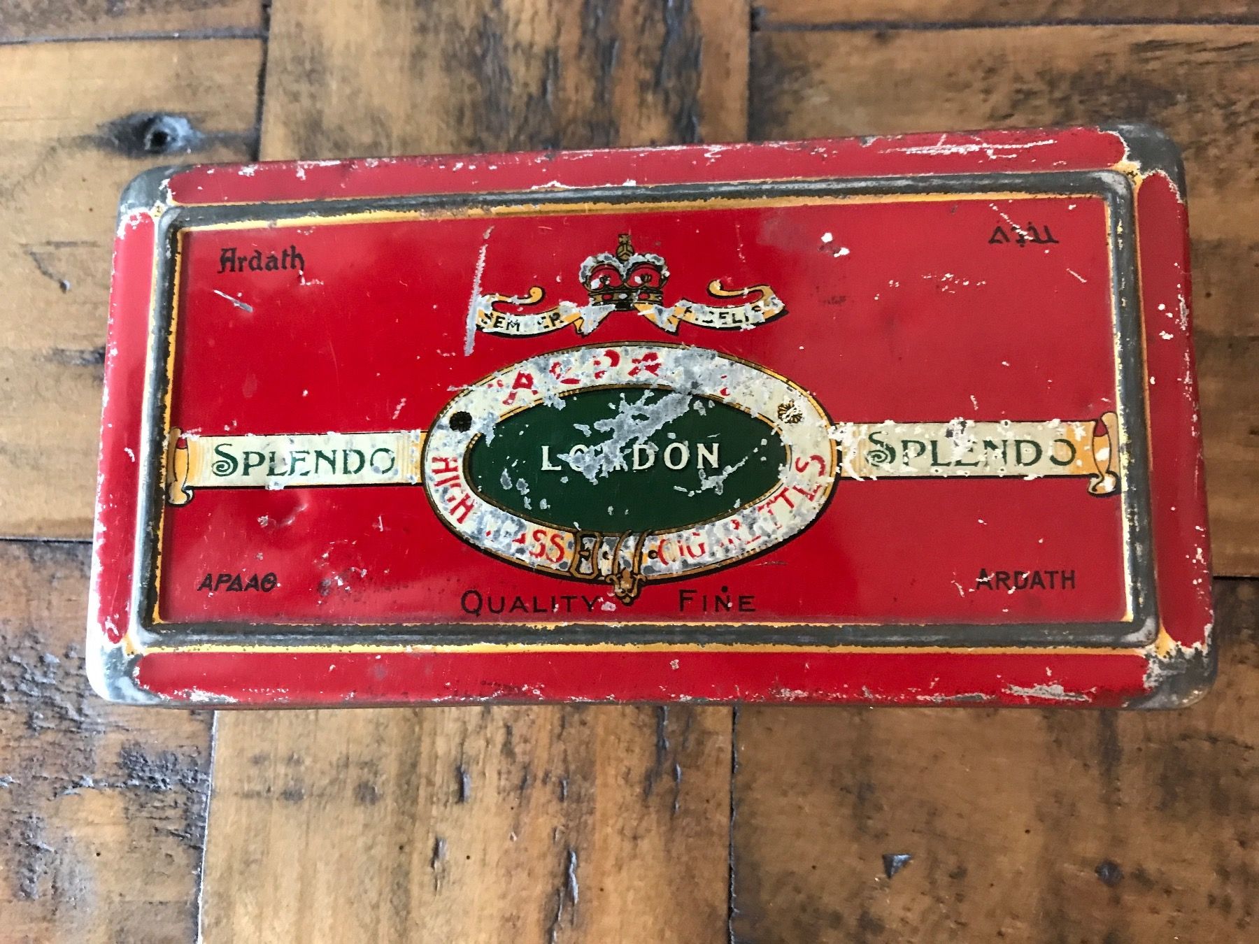Tutte le decorazioni: Alte Blechdose England – Usato da Rapperswil SG venduto da cosiba01