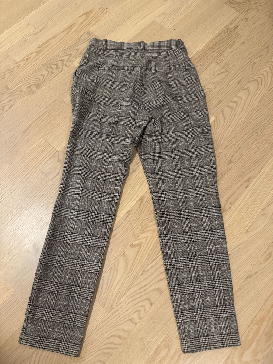 H&M Pantaloni: Hose kariert, wie neu – Nuovo (secondo la descrizione) da Pfäffikon ZH venduto da aitm_00 1