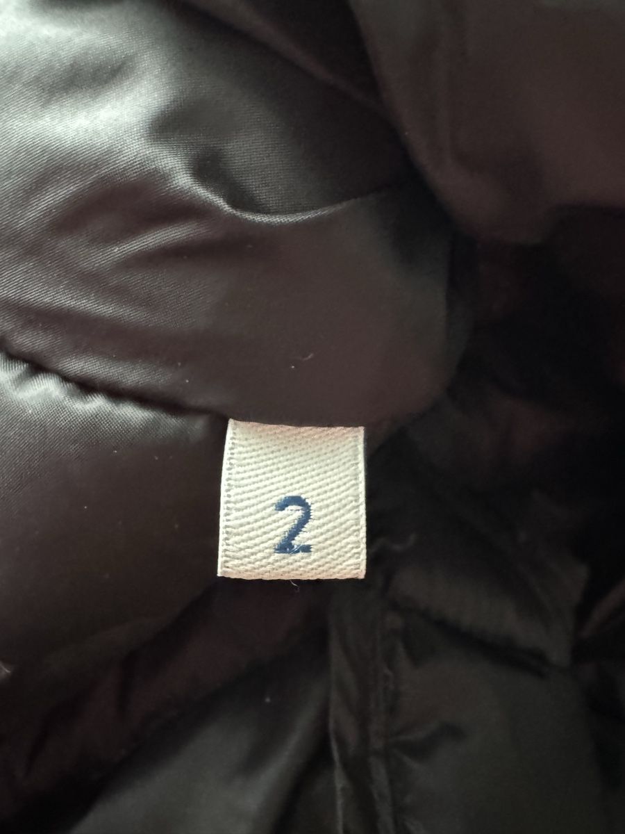 Moncler Giacche: Moncler-Jacke / Londres – Nuovo (secondo la descrizione) da Schöftland venduto da Guccigirl 7