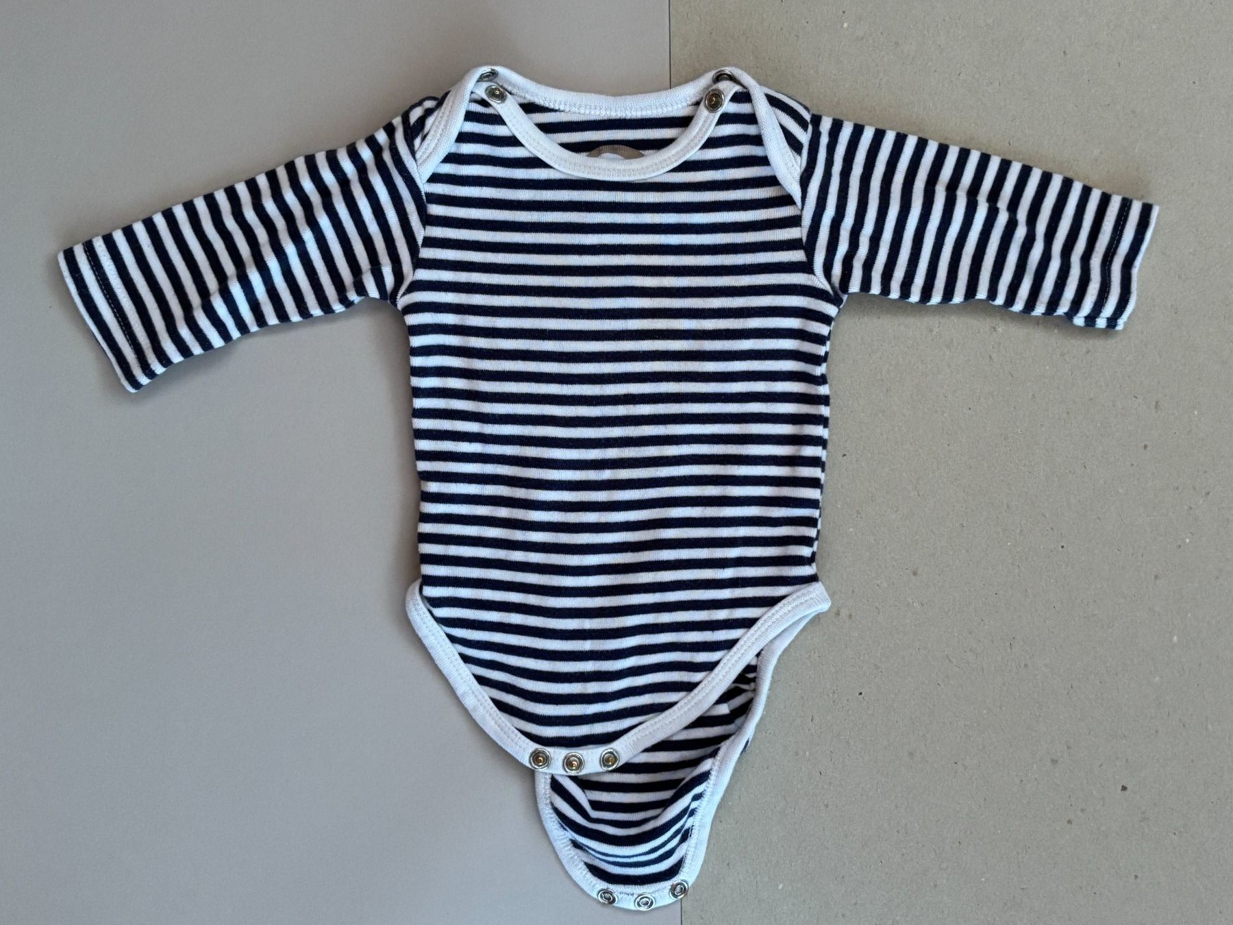 Lotti & Set di vestiti: Bodies langarm Gr. 50/56 (#04) – Usato da Englisberg venduto da Apfelsine 4