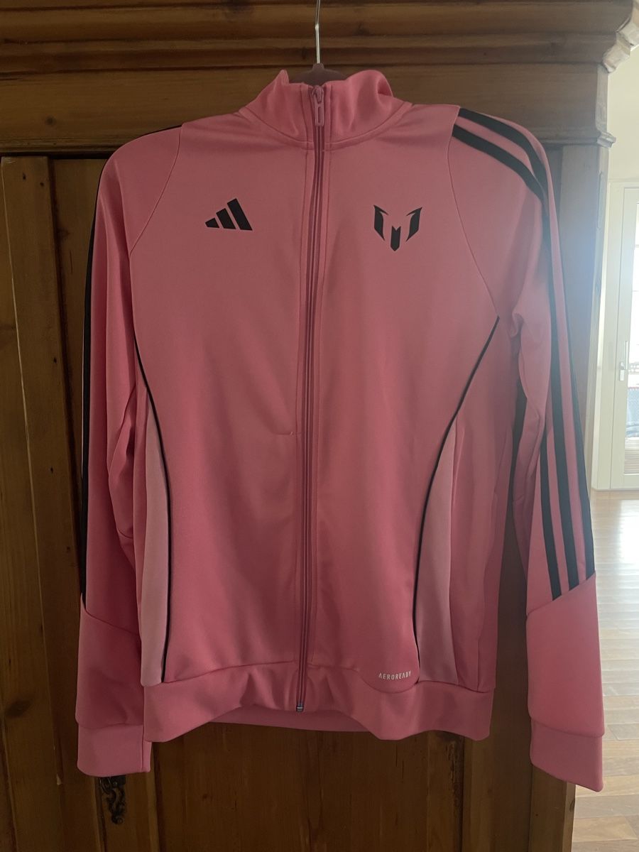 Adidas Giacche: Pinke Adidas Jacke – Nuovo (secondo la descrizione) da Zürich venduto da irinaw 1