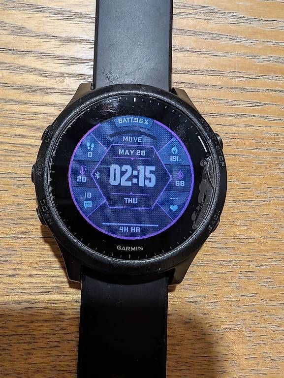 Smartwatch: Garmin Forerunner 945 GPS-Multisport-Uhr – Usato da Zug venduto da randensalatistgesund