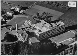 Flugaufnahme Lachen SZ Bezirksspital
