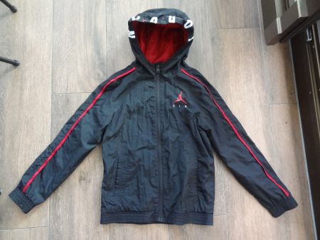 Veste Jordan Air noir , taille M, 10-12ans, 132-147cm