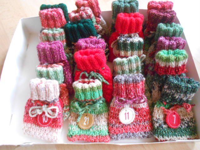 Calendari: Adventskalender 24 wunderschöne Säckli – Nuovo (secondo la descrizione) da Flühli LU venduto da primula-47 5