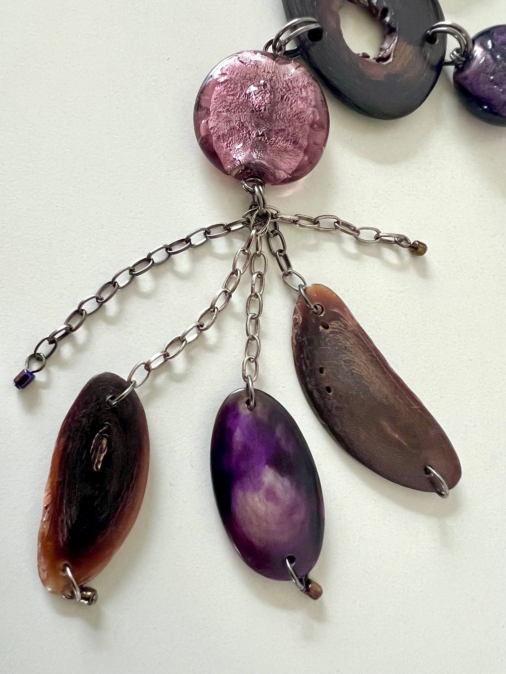 Catenine: TOLLE STATEMENT KETTE MIT LANGER QUASTE – Usato da Ruswil venduto da artbyhand 6