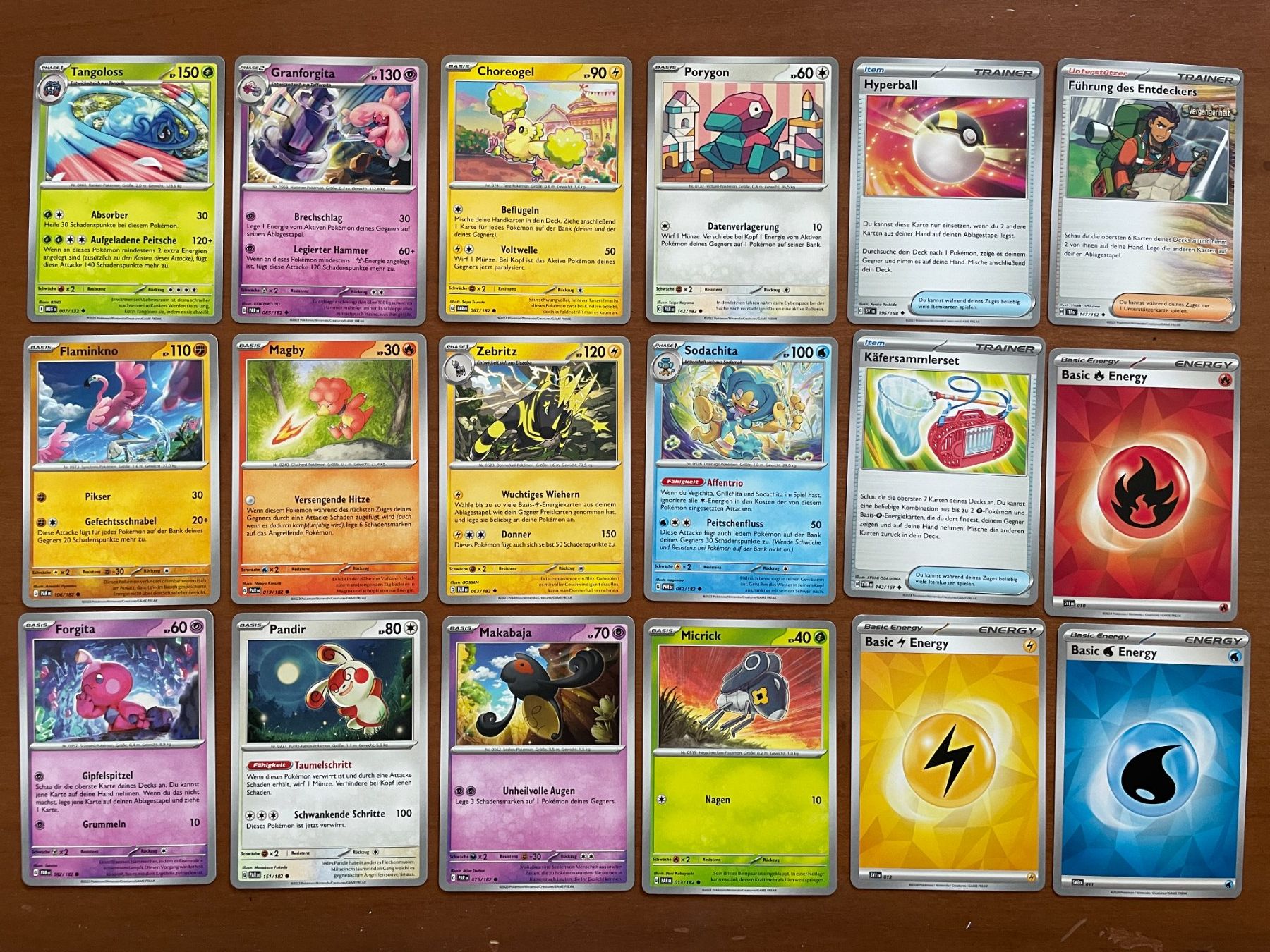 Pokémon Carte collezionabili: Pokemon Karten Set (Versand gratis) – Nuovo (secondo la descrizione) da Chur venduto da Angerson