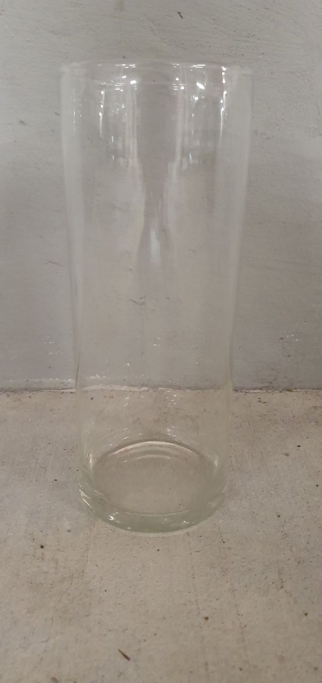 Gläser: Blumenvase aus Glas 30 cm Höhe – Gebraucht aus Zürich von Leica.C89 2