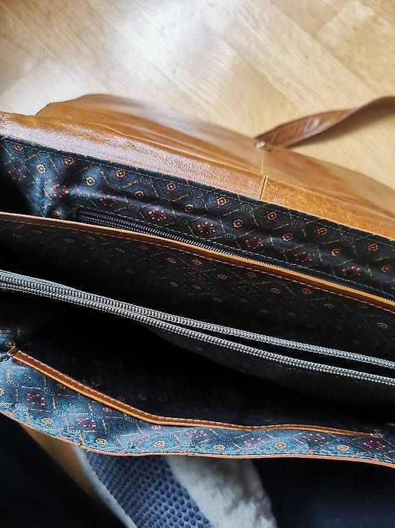 Borse da donna: Nachhaltige Tasche aus Leder – Usato da Bern venduto da sulilena 3