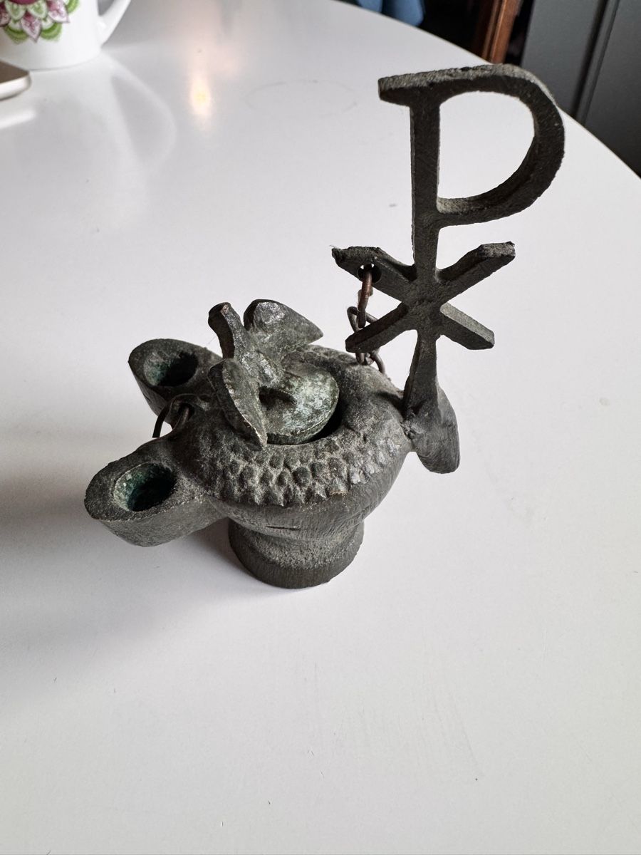 Lampade: Antikes Öllämpchen (Bronze?) – Usato da luzern venduto da Lily050