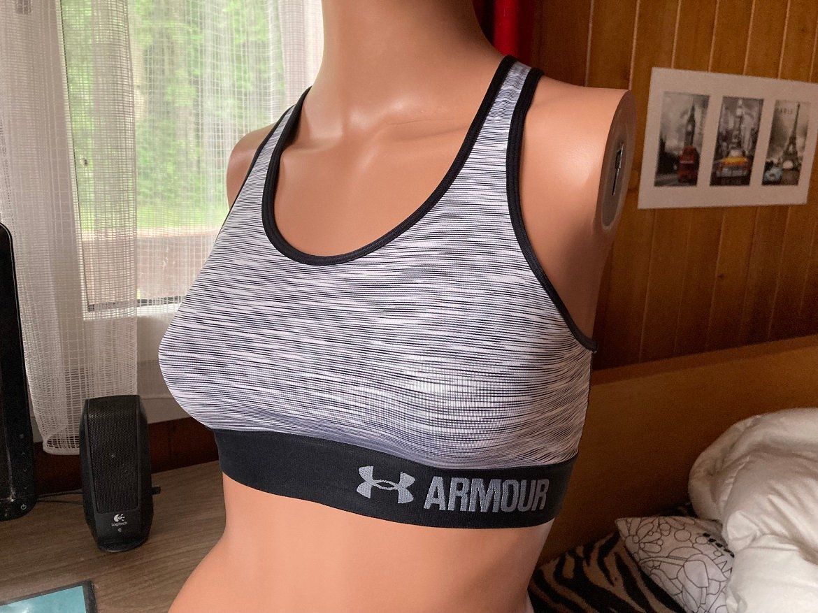 Under Armour Altra biancheria intima: Under Armour Sport BH XS – Usato da Tafers venduto da tobib_23
