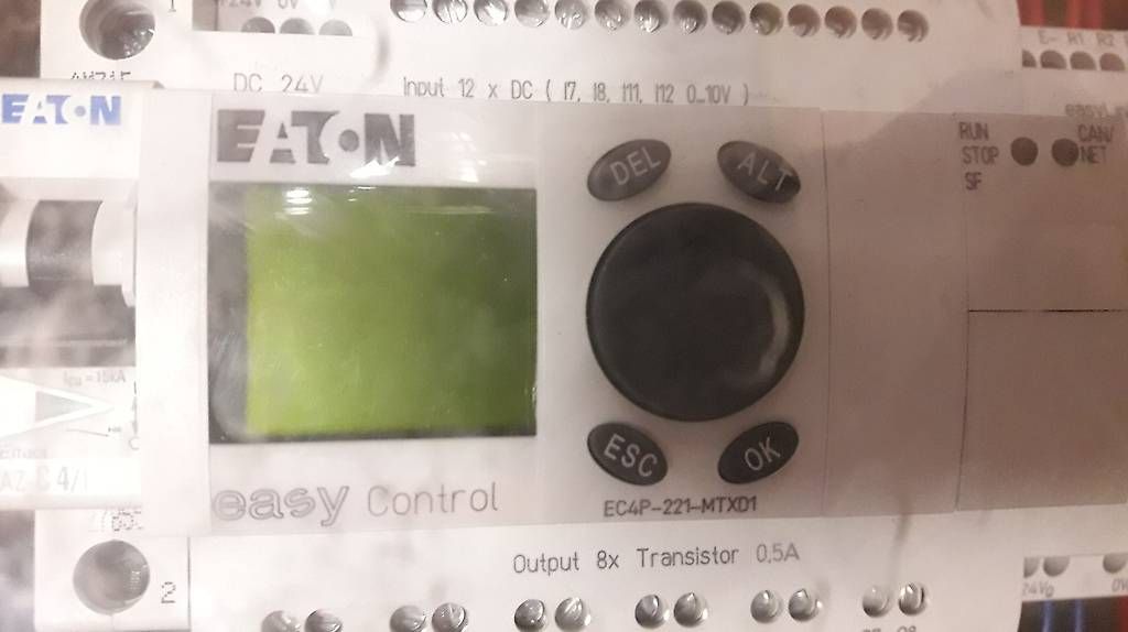 Sistema di controllo: PLC EATON – Usato da Dino venduto da campana2004