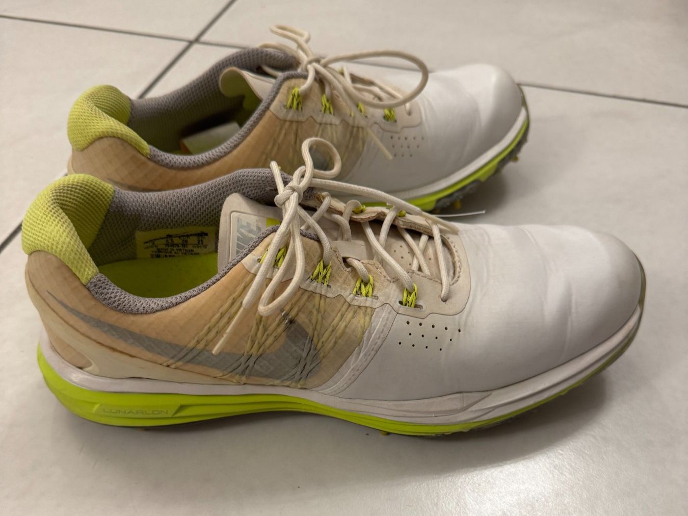Nike Scarpe da uomo: NIKE Golfschuhe Gr. US 8 / EU 39 – Usato da Maienfeld venduto da Fashion_2009 1