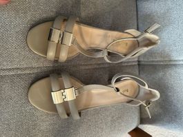 Sandalen Baldinini Gr.40 beige Neu