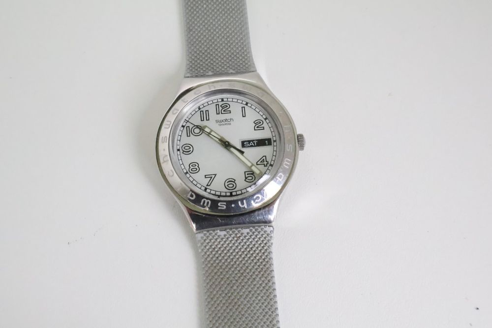 Swatch Montres: Swatch Herren Uhr läuft Garantie – D'occasion à Willisau par flabastian 8