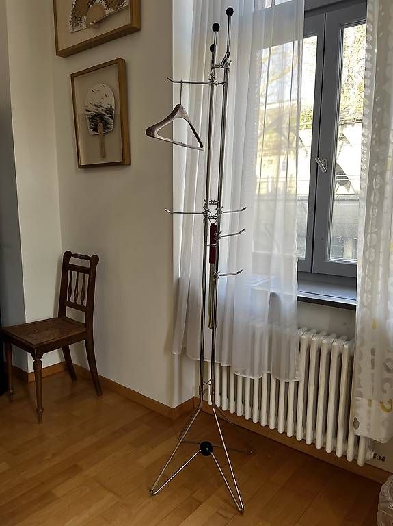 Altro in Decorazioni & Accessori: Metall Garderobenständer verchromt – Usato da Jonen venduto da jul_w2px