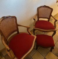 2 Antike Armlehnstühle mit Hocker  - Wiener Geflecht