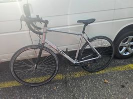 Rennvelo Triban RC100