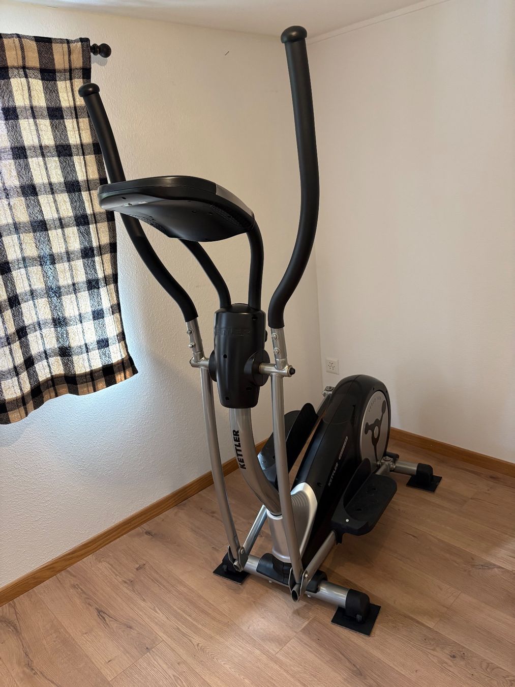Kettler Hometrainer: Kettler Verso 100 Crosstrainer – Basic Line – Usato da Schwendibach venduto da Mario_89