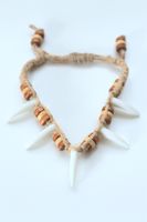 naturales ARMBAND mit Holzperlen & Krallen  Neu & Ovp!