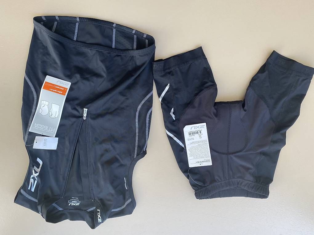 Pantaloni: Top e shorts 2XU per triathon e bici – Nuovo e nell'imballaggio originale da Tenero venduto da dbd_pl9t 1