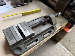 grosser Gressel Maschinenschraubstock 120mm