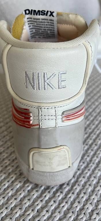 Scarpe da uomo: Nike Schuhe gr 40.5/6.5 – Usato da Frauenkappelen venduto da ann_65rk 1