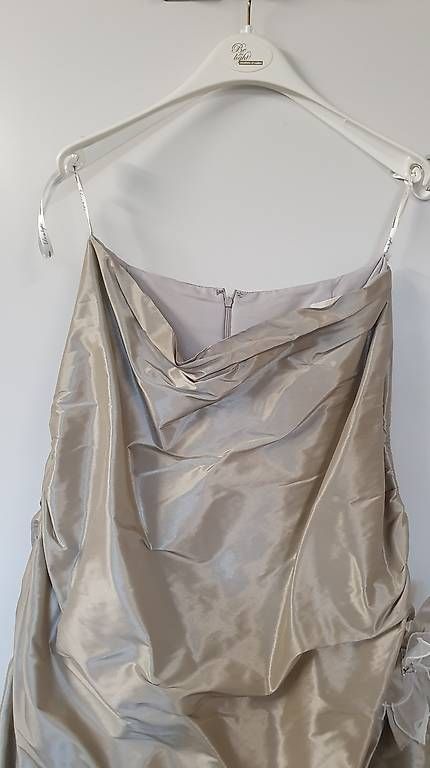 Kleider: Hochzeitskleid – Gebraucht aus Tafers von Nathtafers 3