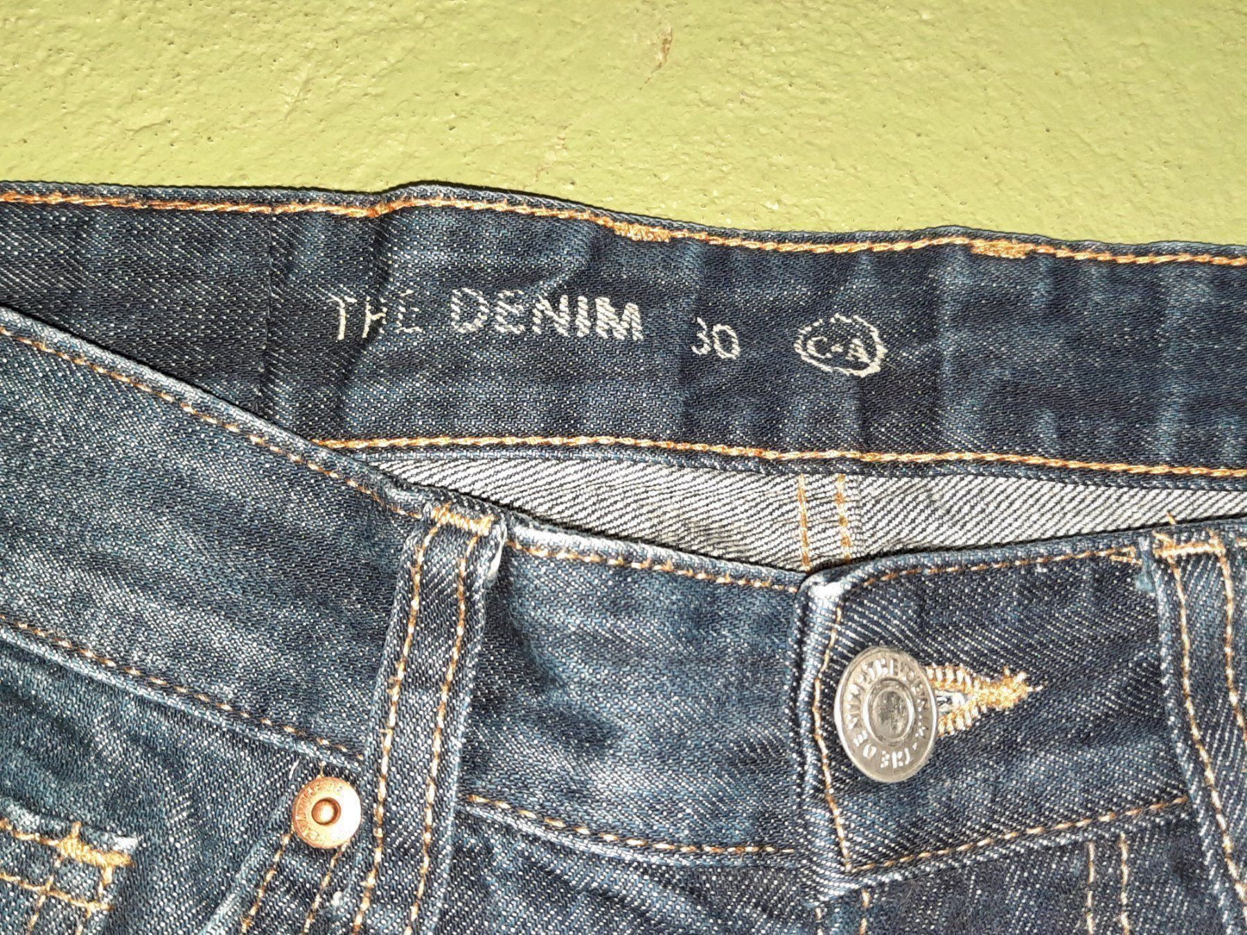 Jeans: Jeans Shorts – Gebraucht aus Niederglatt ZH von Bobsli 1